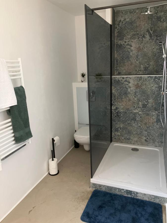 Chambre Avec Petit-Dejeuner En Provence Luberon La Tour-dʼAigues Buitenkant foto