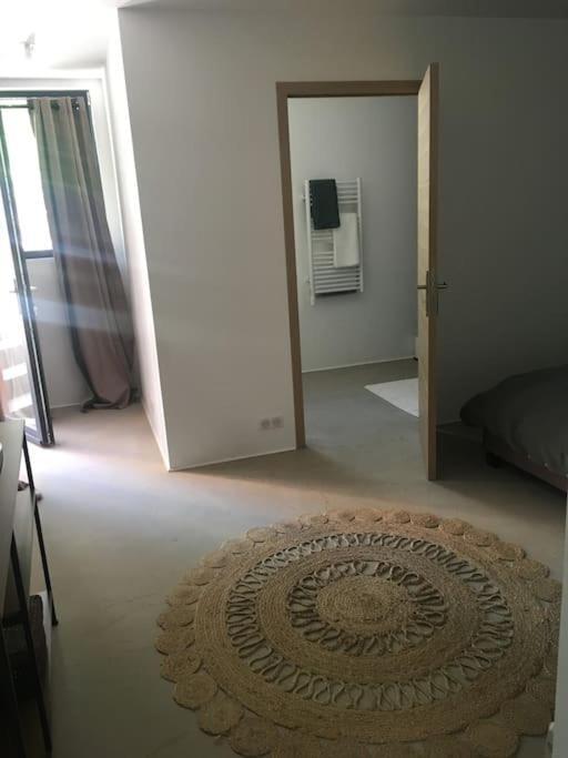 Chambre Avec Petit-Dejeuner En Provence Luberon La Tour-dʼAigues Buitenkant foto